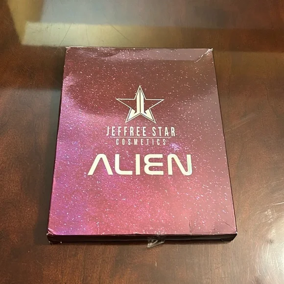 Jeffree Star Alien Palette - Picture 2 of 8